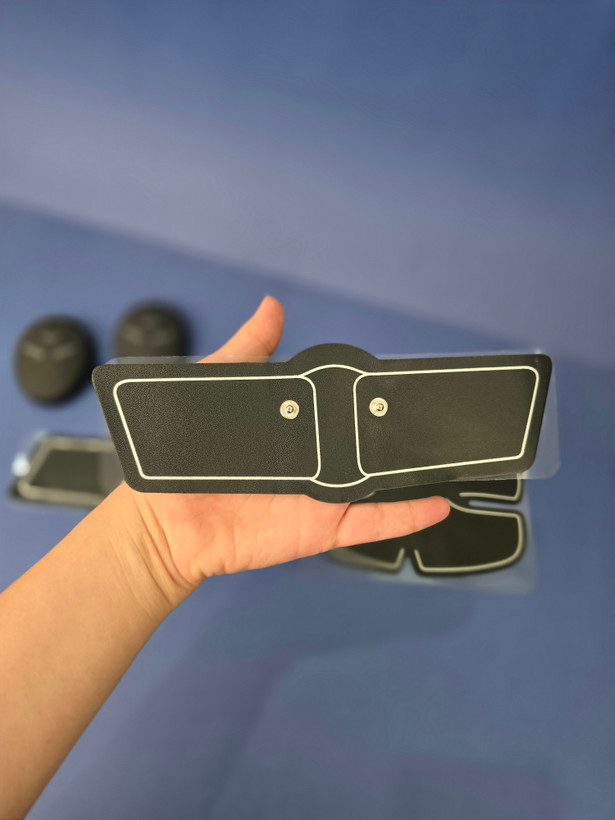 دستگاه عضله ساز بازو و سیکس پک EMS اورجینال Mobile-Gym (مجموعه ۳ عددی)